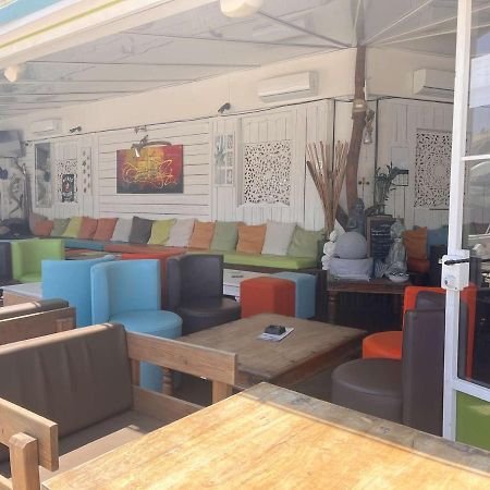 Frejus: Appt 2P, 5 Pers, Piscine, Plage A 150M, Parking, Animaux Ok - Fr-1-226A-357 Exteriör bild