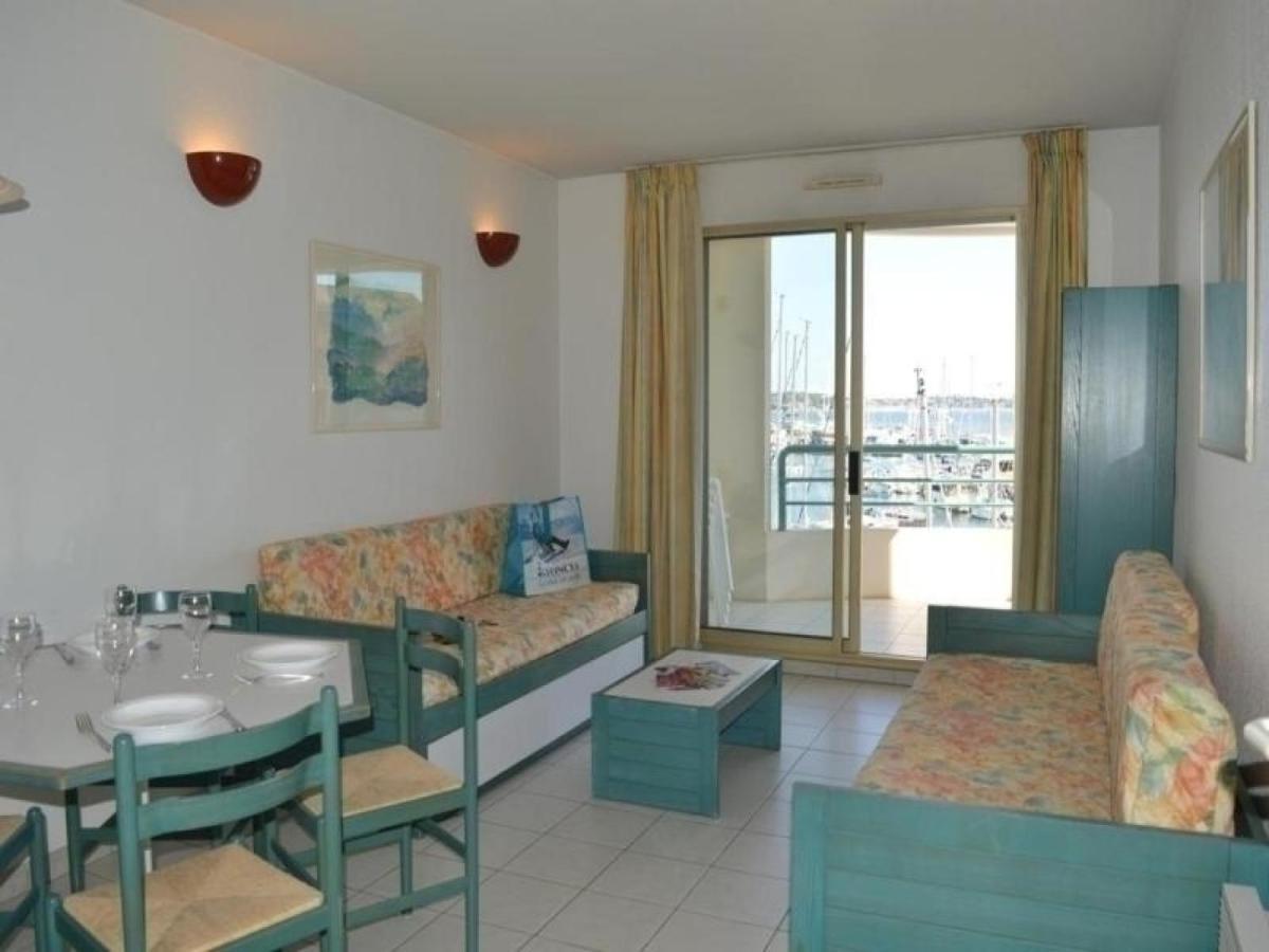 Frejus: Appt 2P, 5 Pers, Piscine, Plage A 150M, Parking, Animaux Ok - Fr-1-226A-357 Exteriör bild