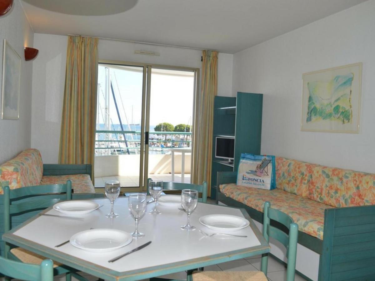Frejus: Appt 2P, 5 Pers, Piscine, Plage A 150M, Parking, Animaux Ok - Fr-1-226A-357 Exteriör bild