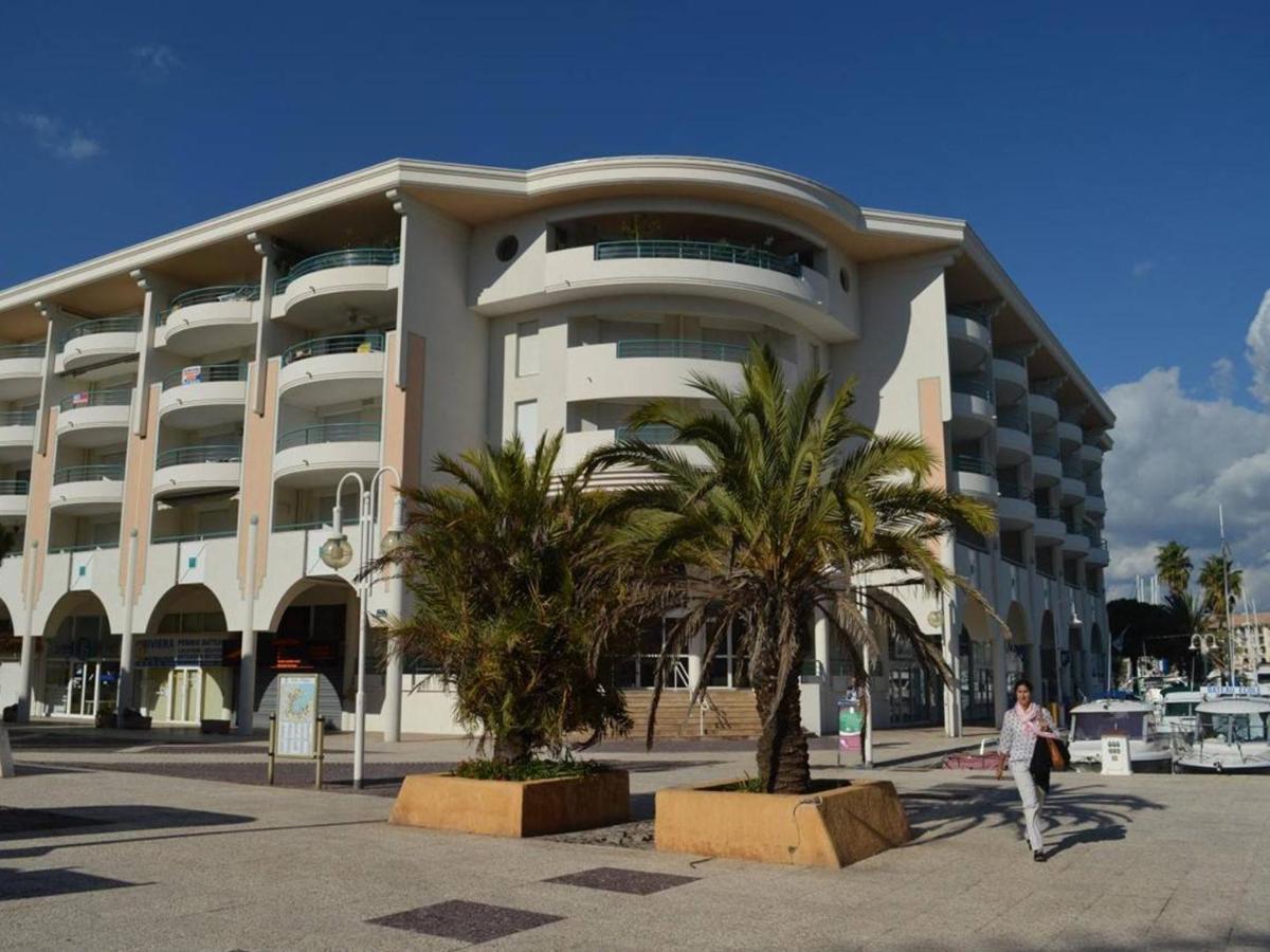 Frejus: Appt 2P, 5 Pers, Piscine, Plage A 150M, Parking, Animaux Ok - Fr-1-226A-357 Exteriör bild